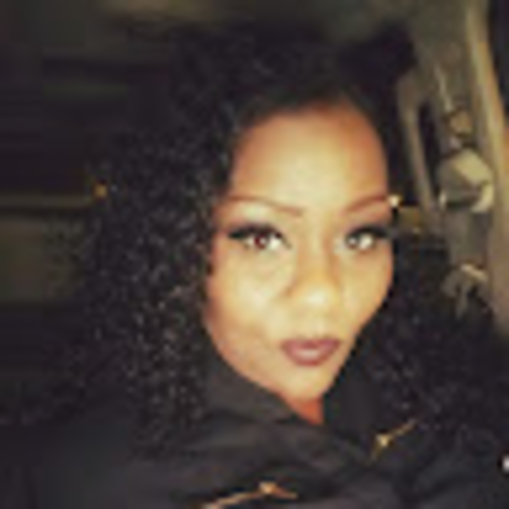 Meet your Posher, Shalita